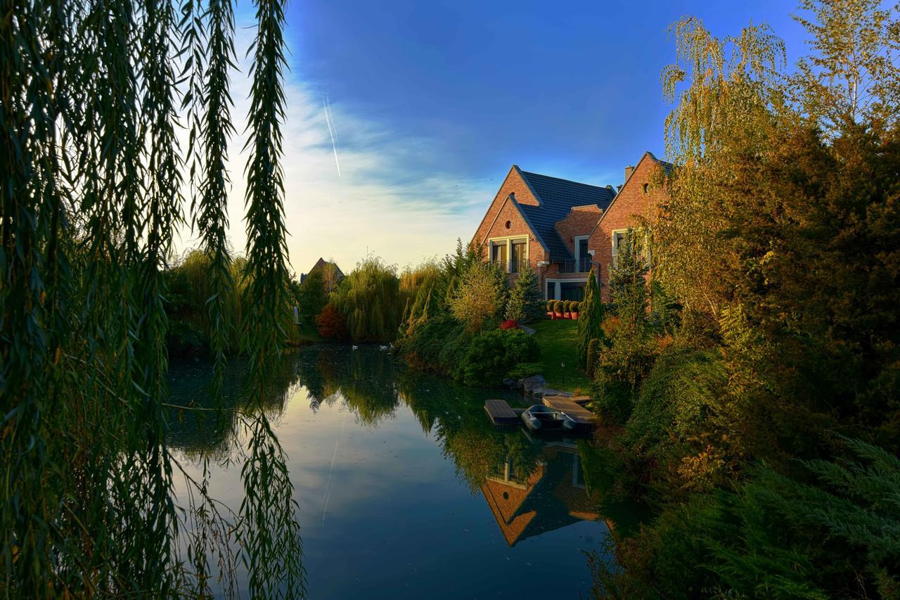 Lacul Verde Resort Ploieşti Kültér fotó